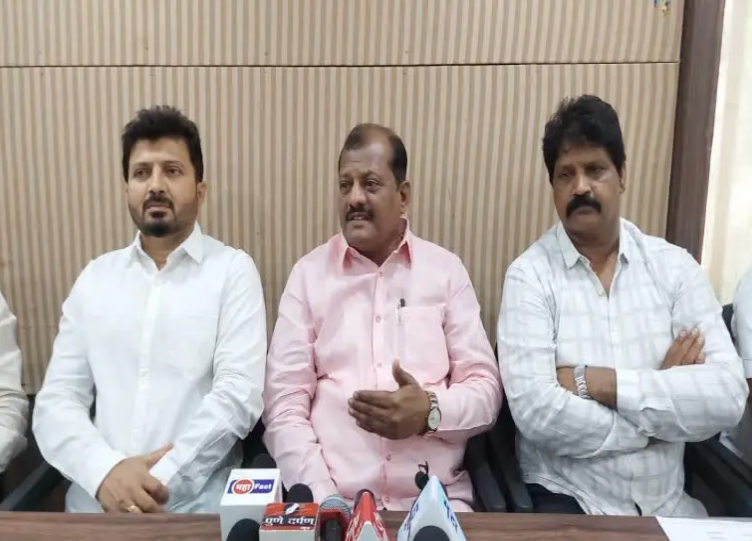 Shiv Sena will decide who should be the candidate of Shiv Sena. Raje is not in Shiv Sena. Why should he ask for ticket from Shiv Sena, also independent? Asking this question, Shiv Sena MLA from Parbhani Sanjay Jadhav has responded to the allegation made by Sambhaji Raje Chhatrapati regarding the Chief Minister.